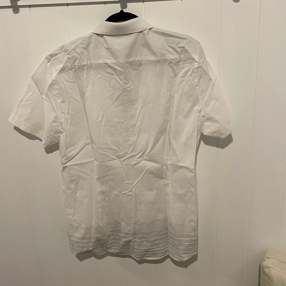 Ryan Seacrest Distinction Short Sleeve Button Up - Picture 2 of 3